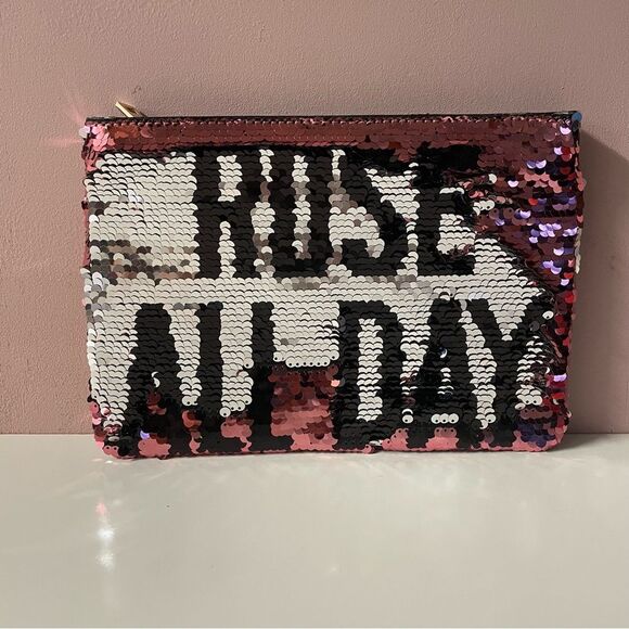 Urban Expressions Pink & Silver Sequins “Rosé All Day” Clutch NWOT - Picture 4 of 6